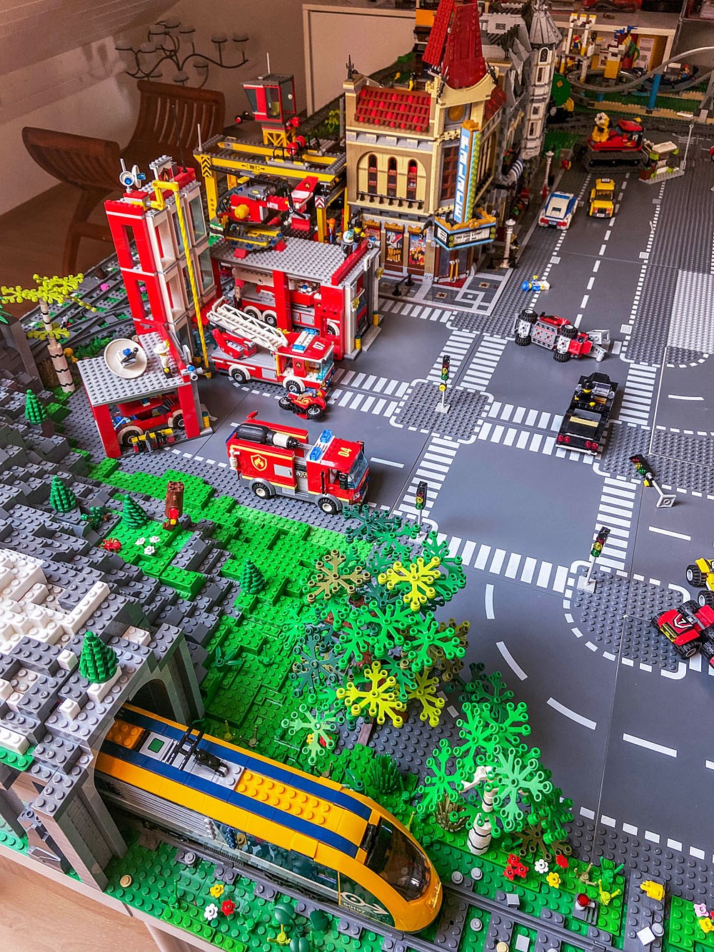 La Ville Lego : La montagne et le tunnel